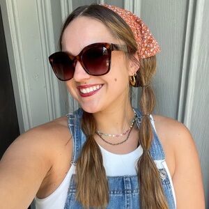 Meet your Posher, Cassie